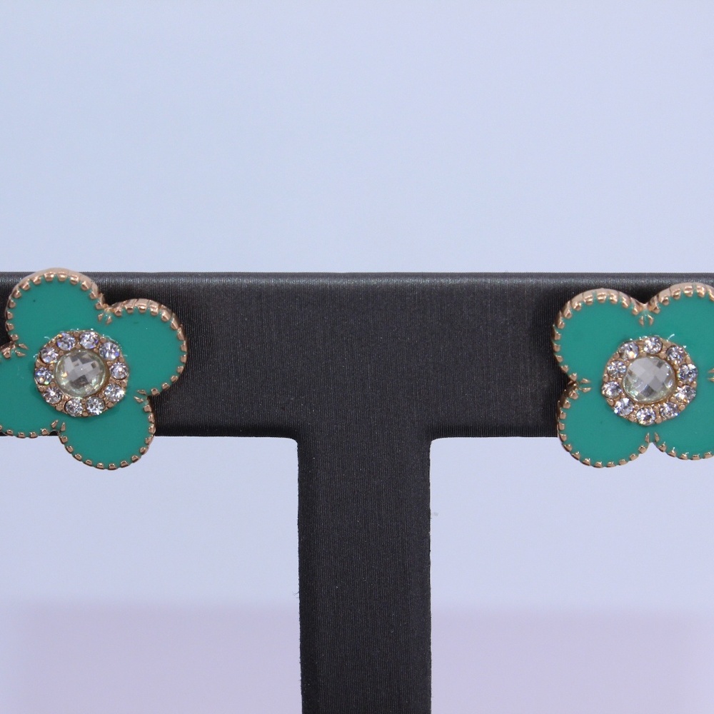 Turquoise Flower Shaped Earrings
